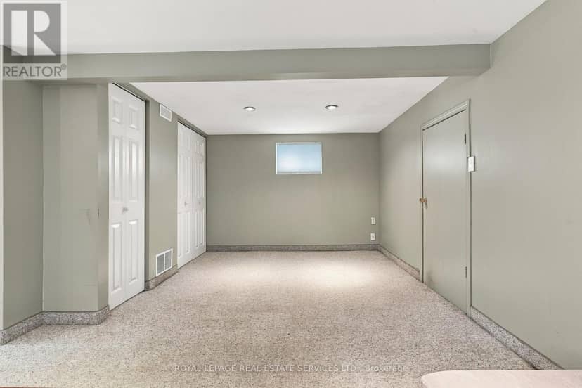 89 Yorkview Drive — photo 15 of 24