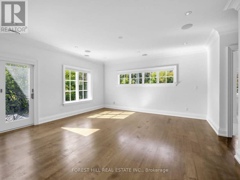 302 Pinehurst Drive W — photo 20 of 40