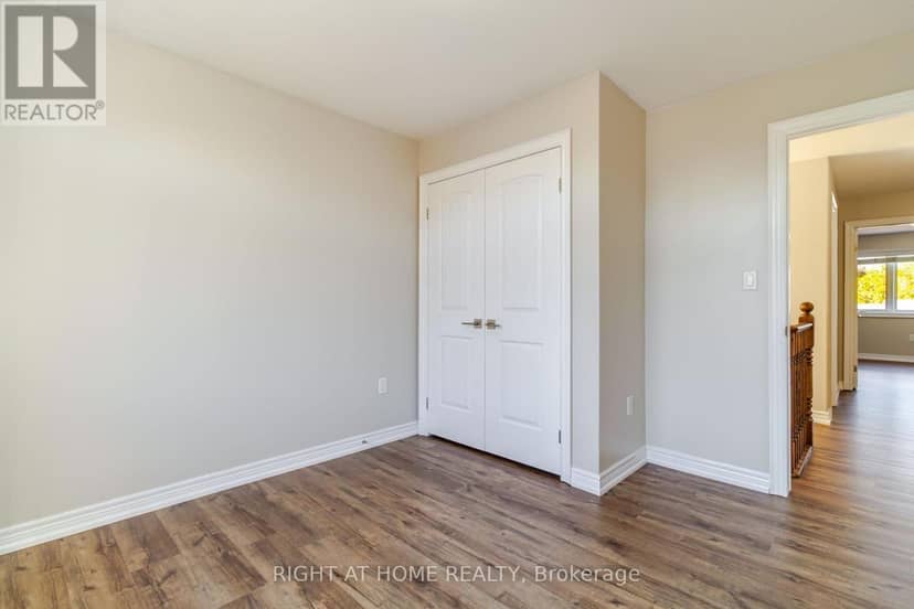 Listing 30399991 — photo 16 of 25