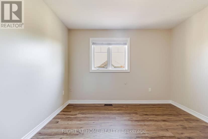 Listing 30399991 — photo 18 of 25