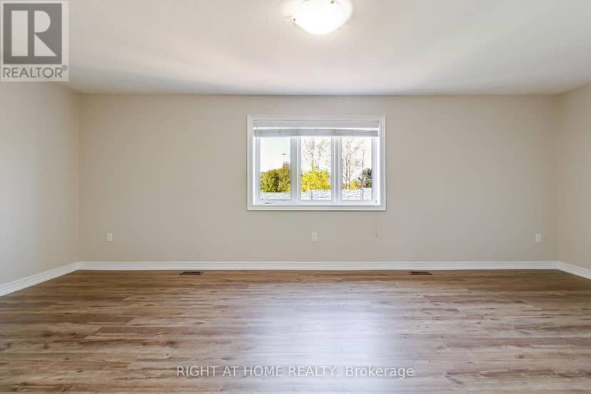 Listing 30399991 — photo 21 of 25