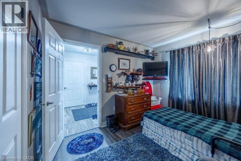 123 MILL Street — photo 13 of 40