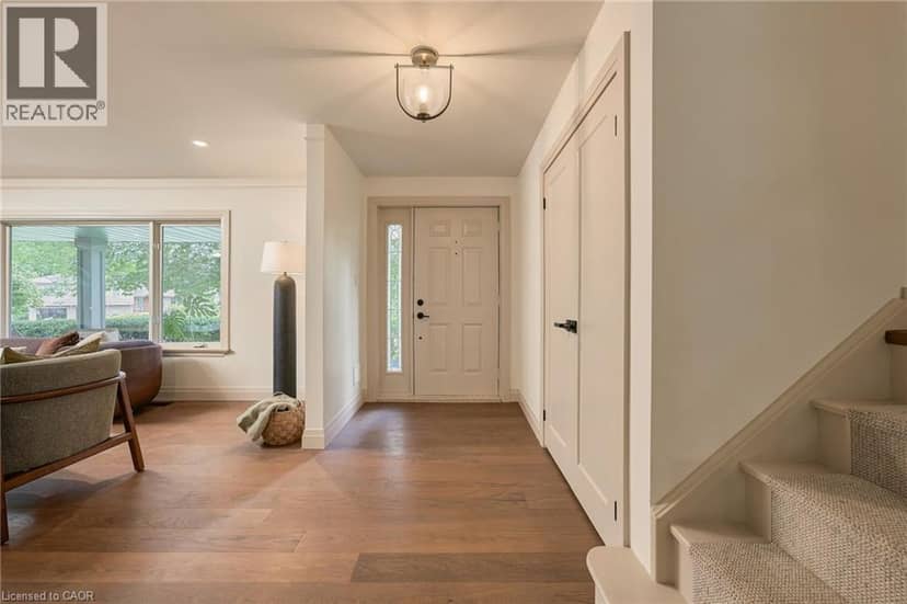 571 LEONARD Court, Burlington, photo 7