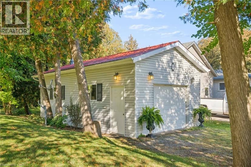 42 GREENWOOD Road, Bloomingdale, photo 3