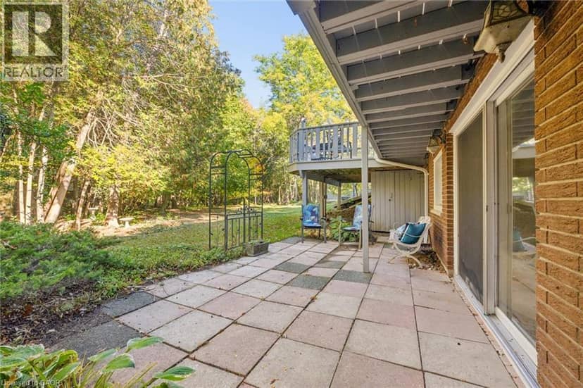 42 GREENWOOD Road — photo 37 of 40