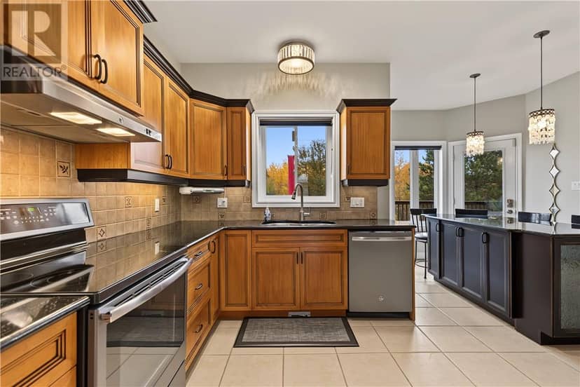 187 Ravina Avenue — photo 18 of 40