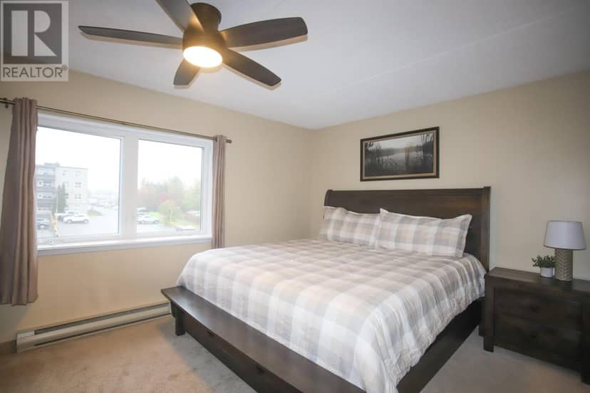 206 Breton RD # 7 — photo 23 of 40