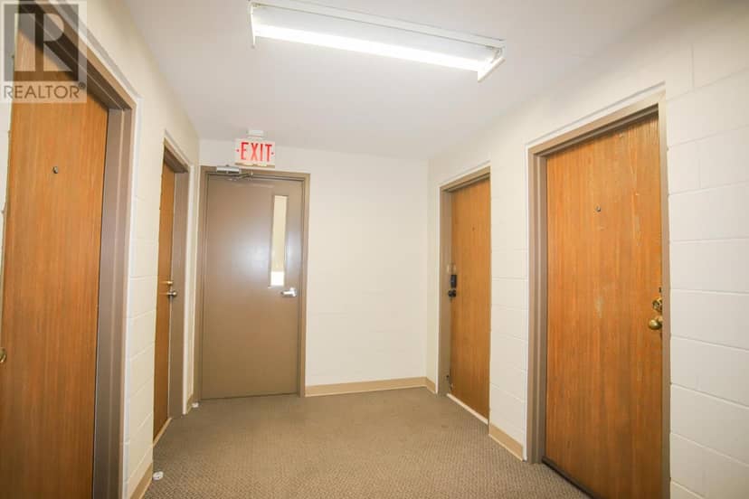 206 Breton RD # 7 — photo 34 of 40