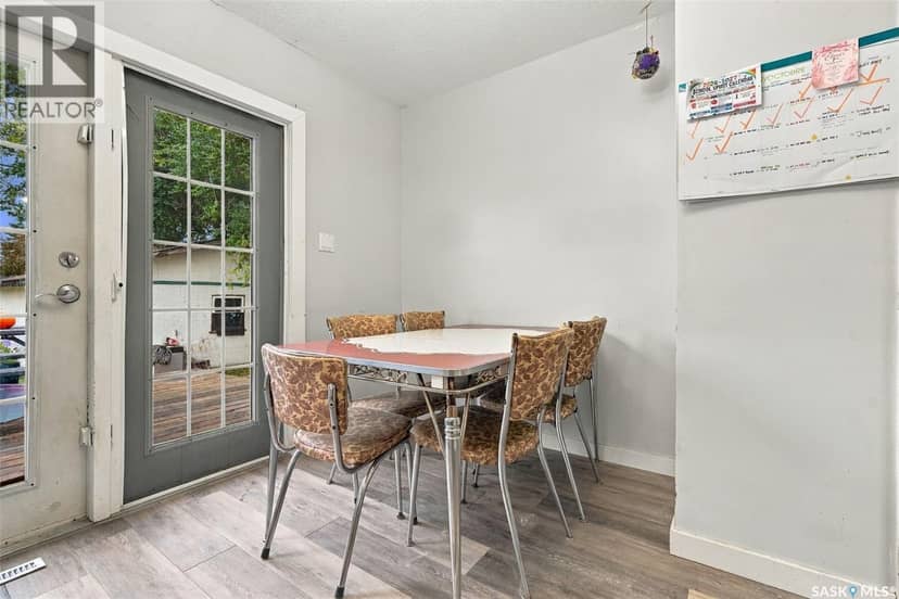 119 McCarthy BOULEVARD — photo 13 of 40