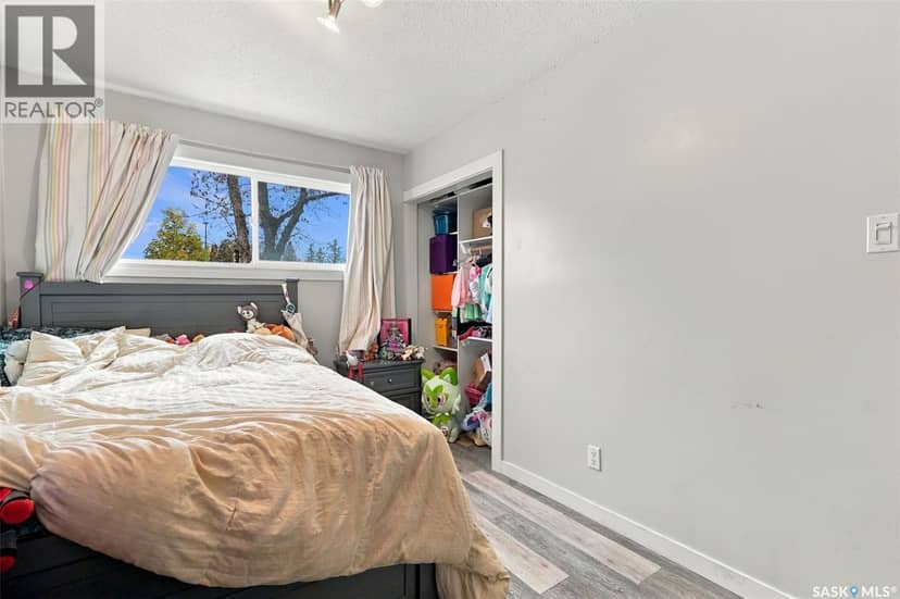 119 McCarthy BOULEVARD — photo 17 of 40