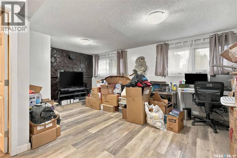 119 McCarthy BOULEVARD — photo 21 of 40