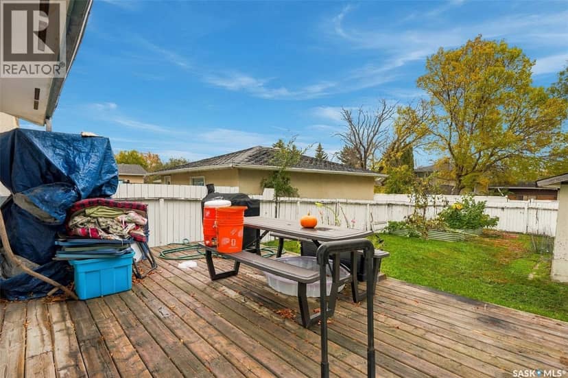 119 McCarthy BOULEVARD — photo 34 of 40