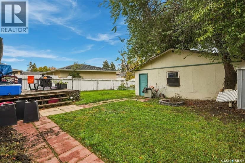 119 McCarthy BOULEVARD — photo 35 of 40