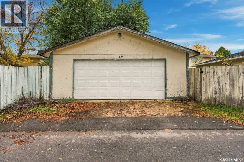 119 McCarthy BOULEVARD — photo 40 of 40