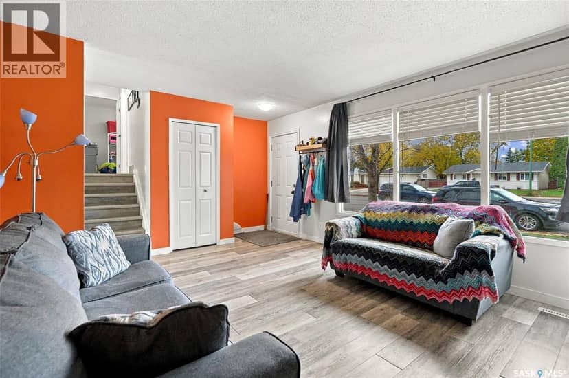 119 McCarthy BOULEVARD — photo 6 of 40