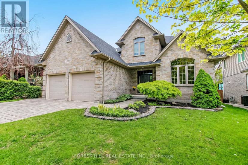 1978 Riverbend Road, London South, photo 2