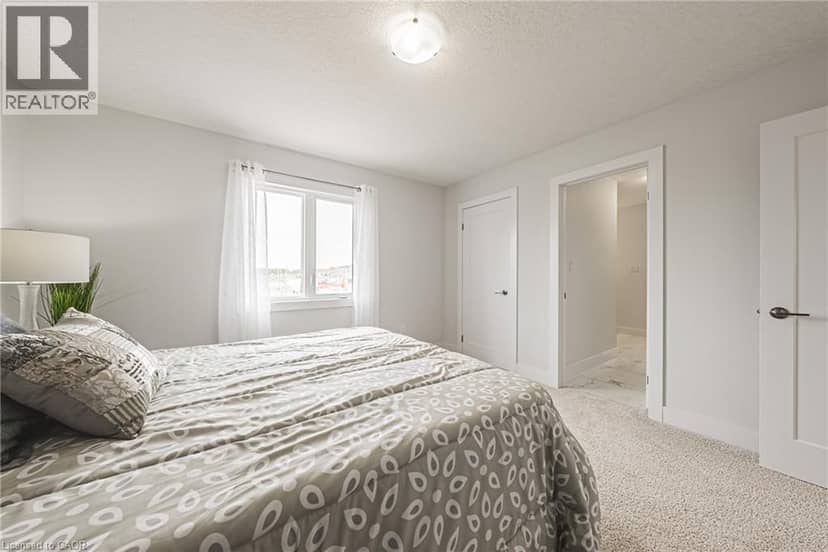 546 BENNINGER Drive — photo 28 of 38