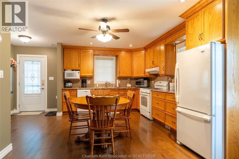 760 West Street — photo 13 of 40