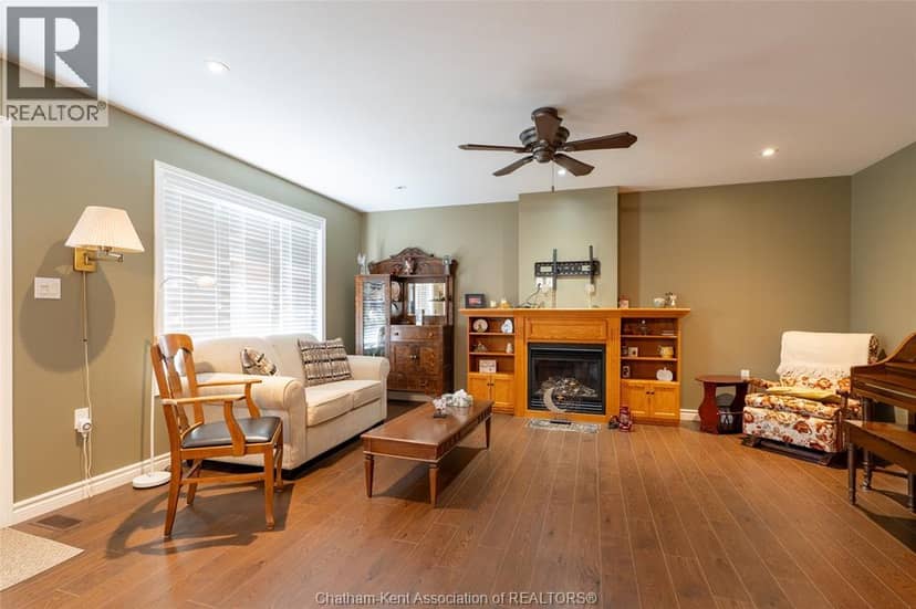 760 West Street — photo 16 of 40