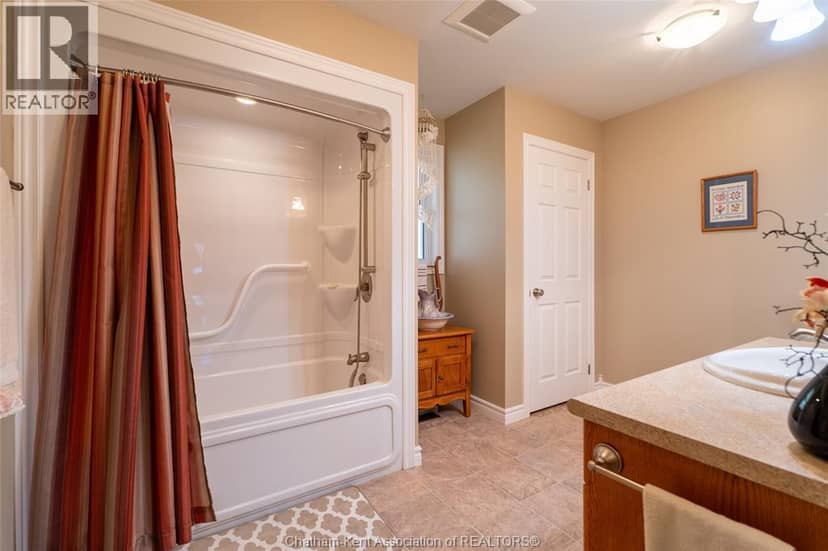 760 West Street — photo 19 of 40