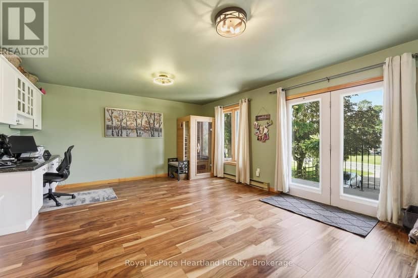 77872 London Road — photo 33 of 40