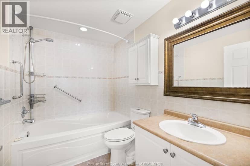200 MANNING Unit# 311 — photo 15 of 25