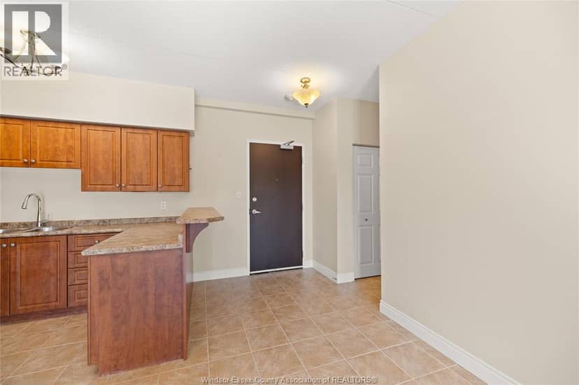 200 MANNING Unit# 311, Tecumseh, photo 8