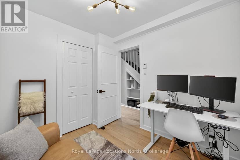 305 - 5 Dawson Drive — photo 19 of 33
