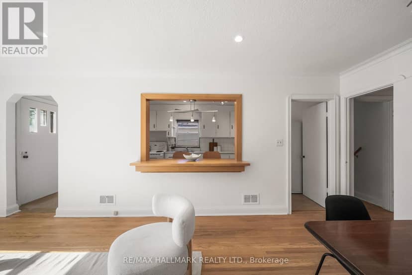 50 Connaught Avenue — photo 8 of 25