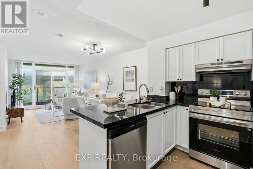 623 - 231 Fort York Boulevard — photo 1 of 27