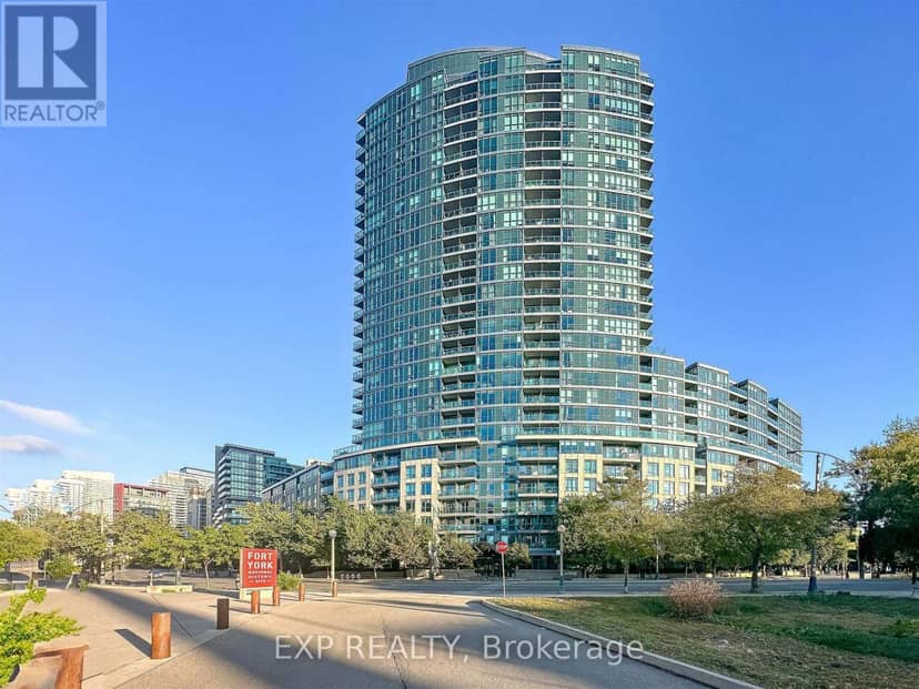 623 - 231 Fort York Boulevard — photo 2 of 27