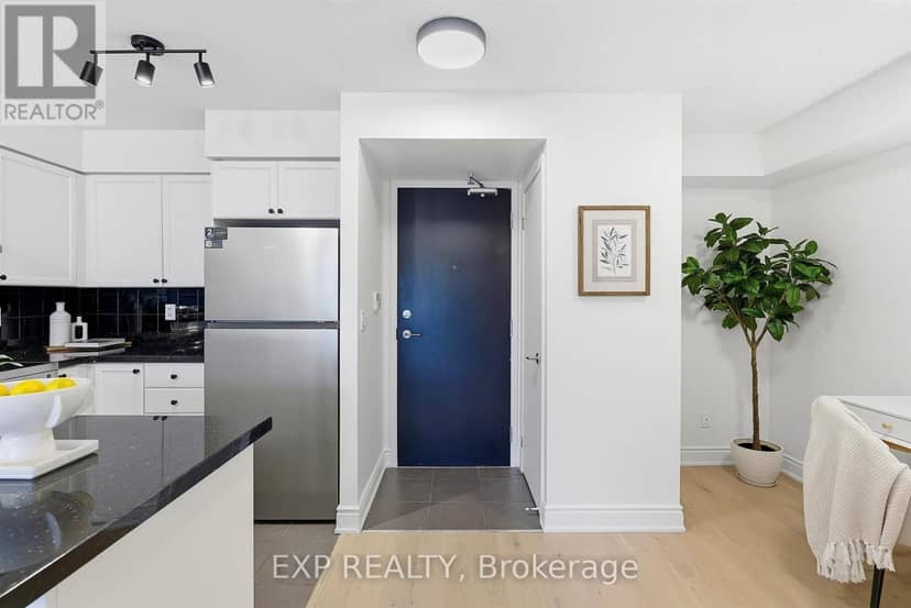 623 - 231 Fort York Boulevard — photo 4 of 27