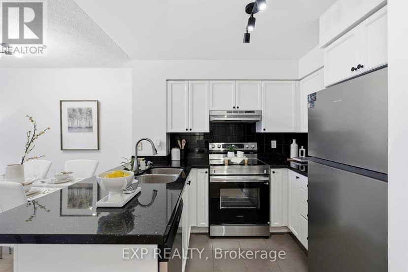 623 - 231 Fort York Boulevard — photo 6 of 27