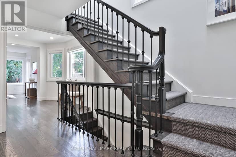 163 Roe Avenue — photo 19 of 40