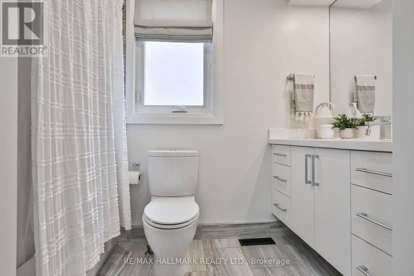 163 Roe Avenue — photo 31 of 40