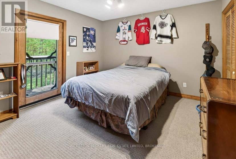 129 Cross Road — photo 18 of 40