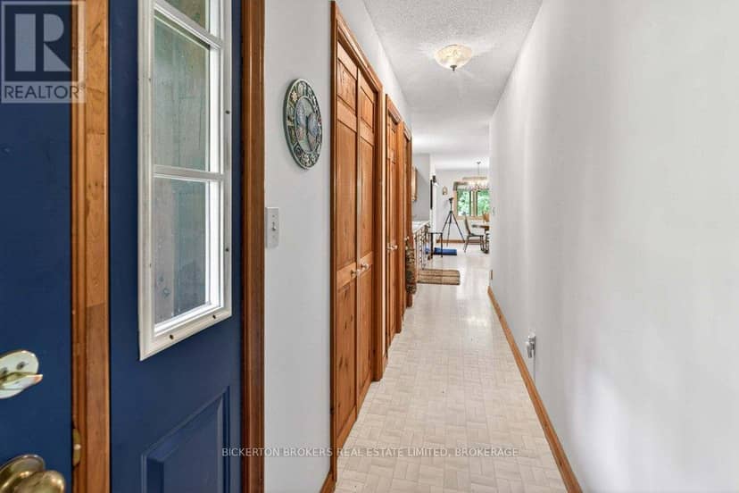 129 Cross Road — photo 22 of 40