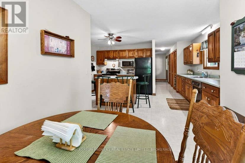129 Cross Road — photo 28 of 40