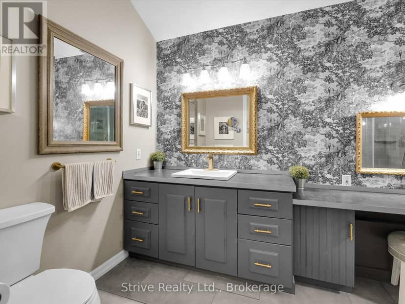 1035 George Road — photo 33 of 40