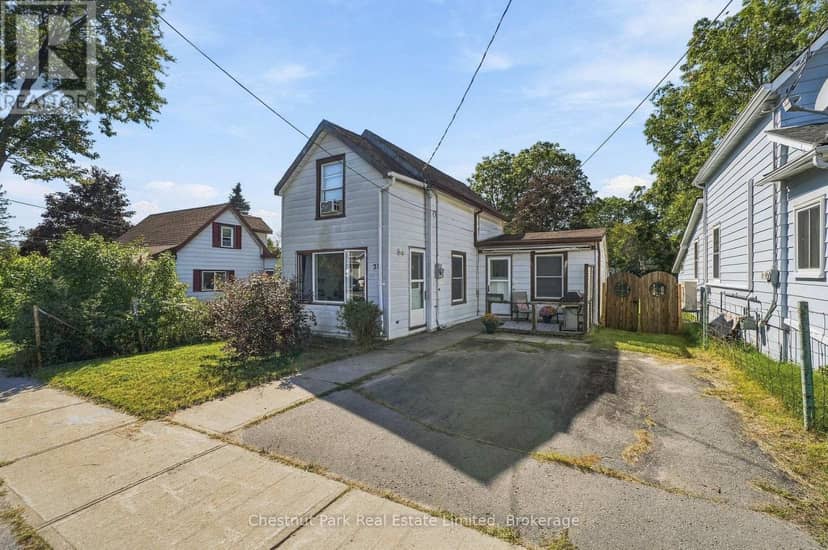 28 Spring Street, Prince Edward County, photo 2