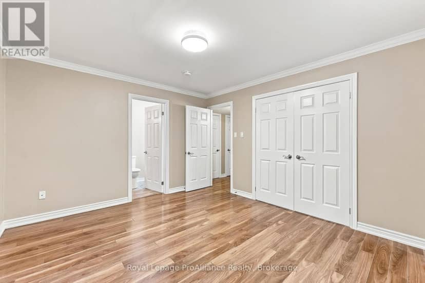 14 George Street — photo 27 of 40