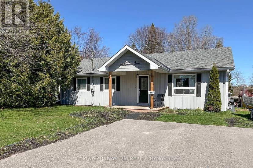 812 Burnham Street — photo 2 of 40