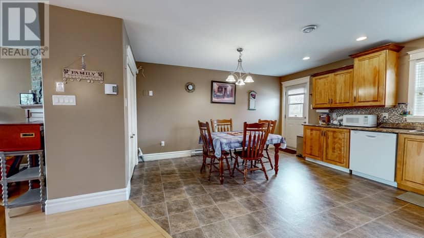 54 Gairlock Street — photo 11 of 31