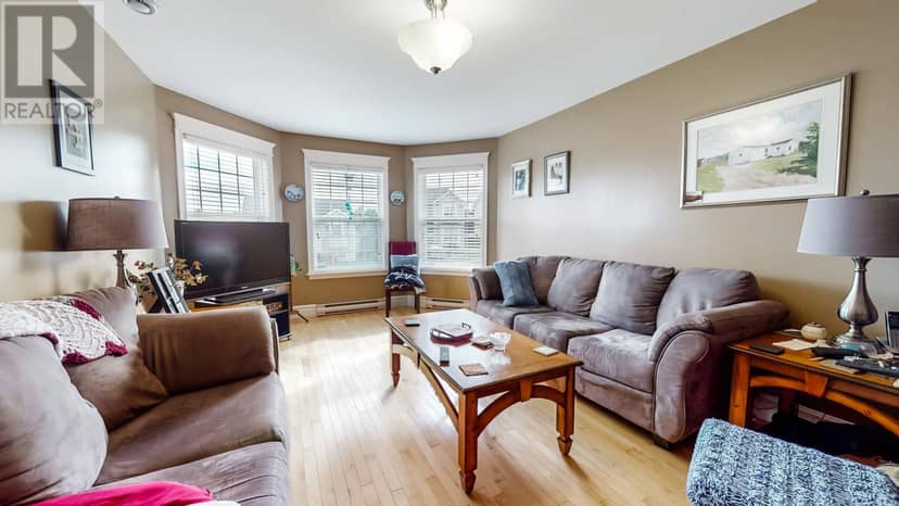54 Gairlock Street — photo 4 of 31