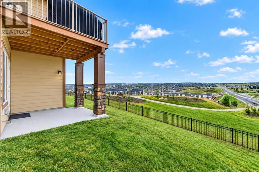 30 Evansborough View NW, Calgary