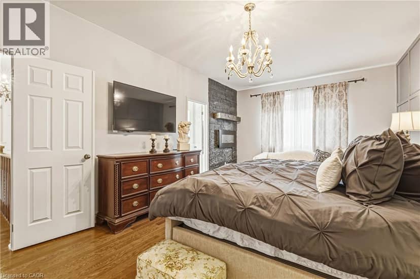37 LAMBERT Crescent — photo 21 of 40
