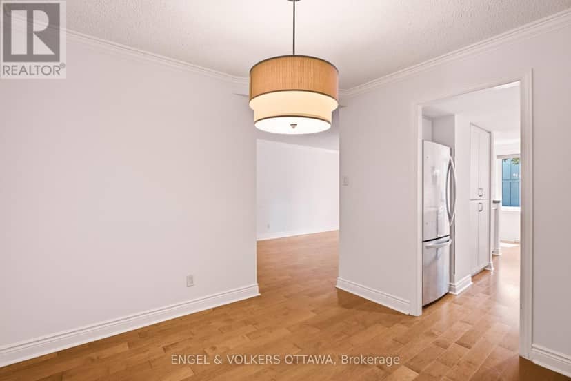 101 - 45 Argyle Avenue — photo 19 of 40