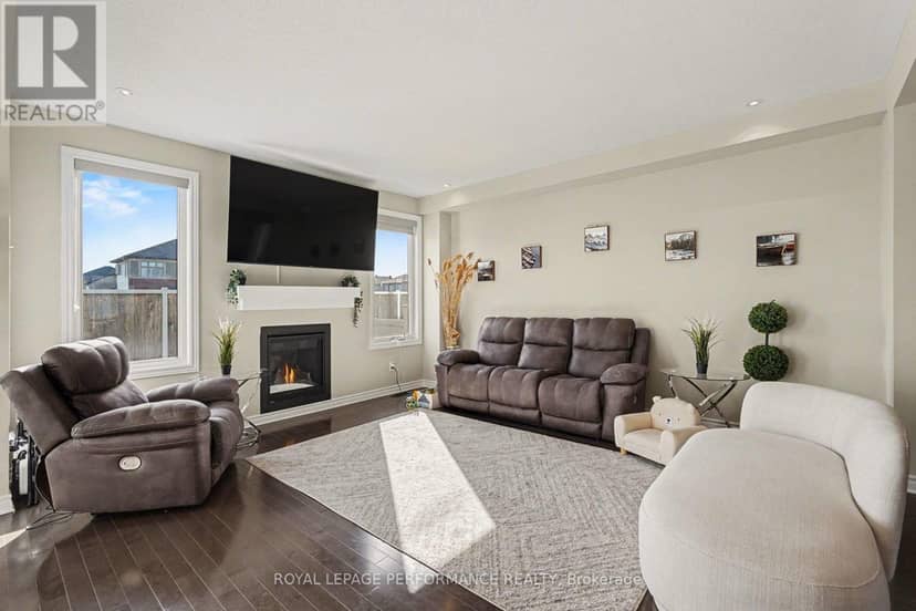 504 Yellow Birch Street, Ottawa, photo 2