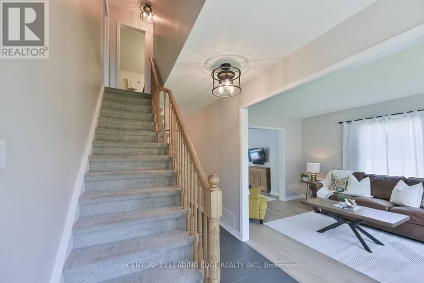 30 McGuire Crescent — photo 26 of 40