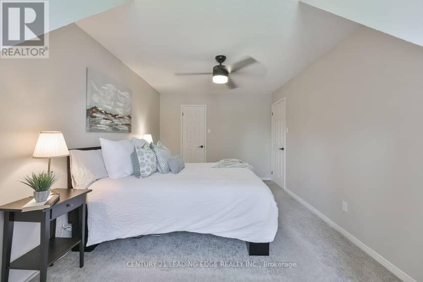 30 McGuire Crescent — photo 29 of 40